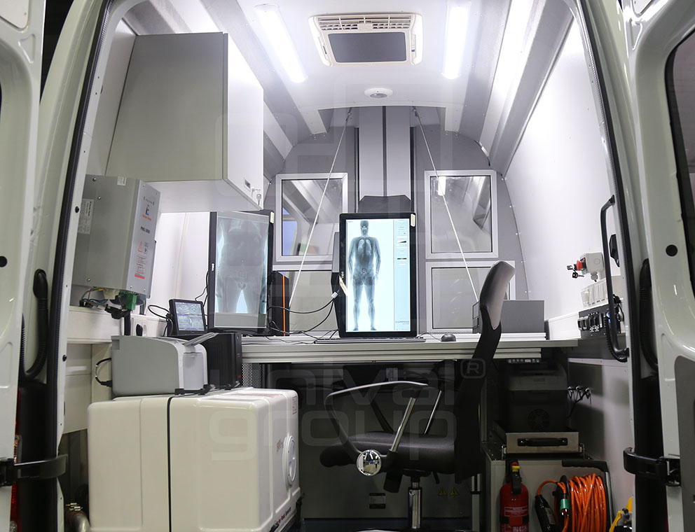 OPERATOR COMPARTMENT